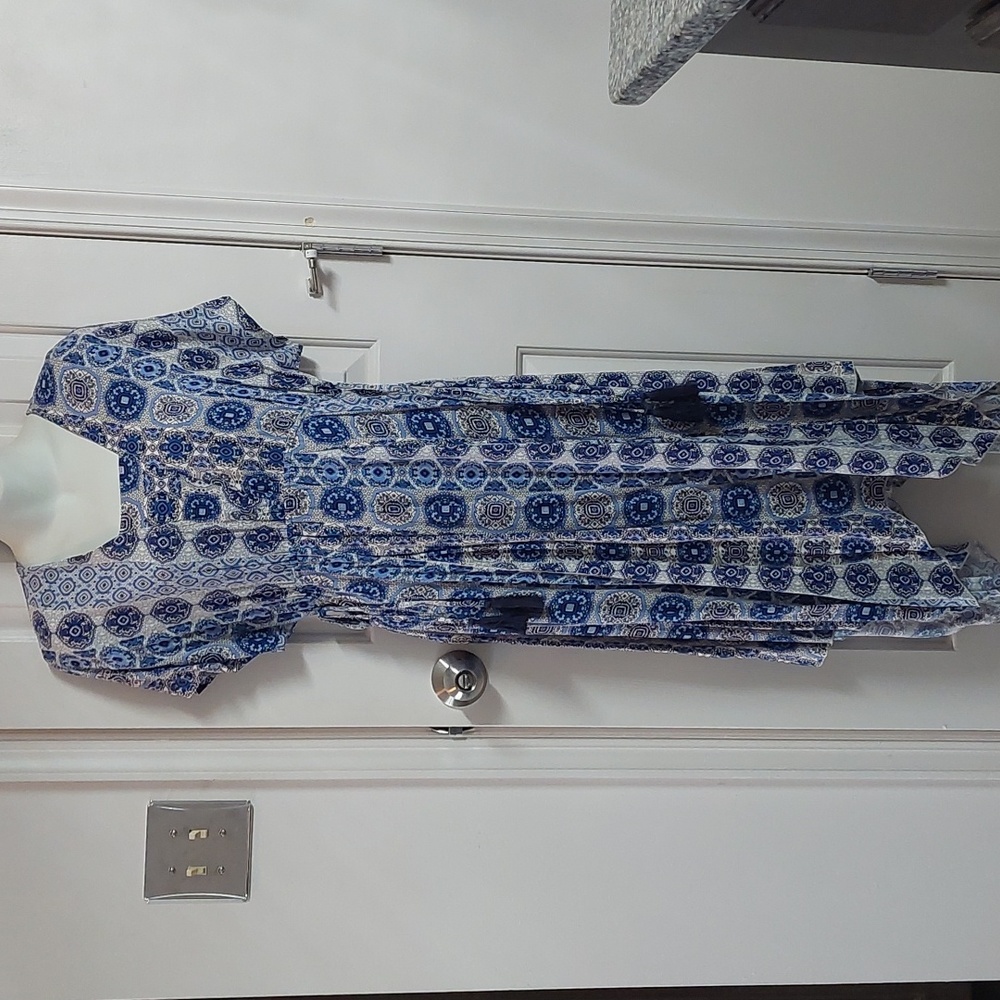 Pretty Boho Shark Bite Midi Dress